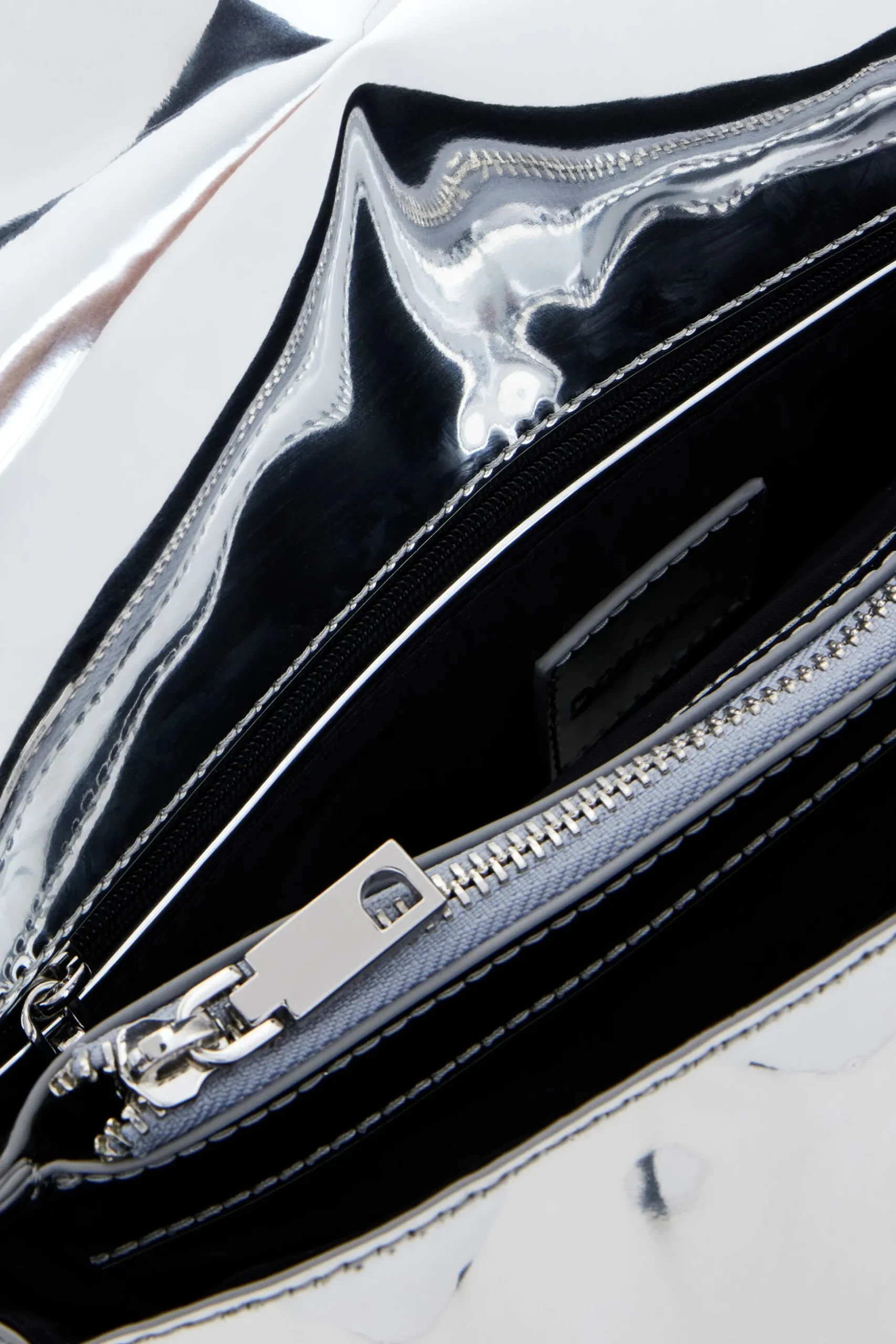 Bandolera Half logo