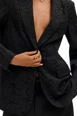 Blazer troqueada silueta flores