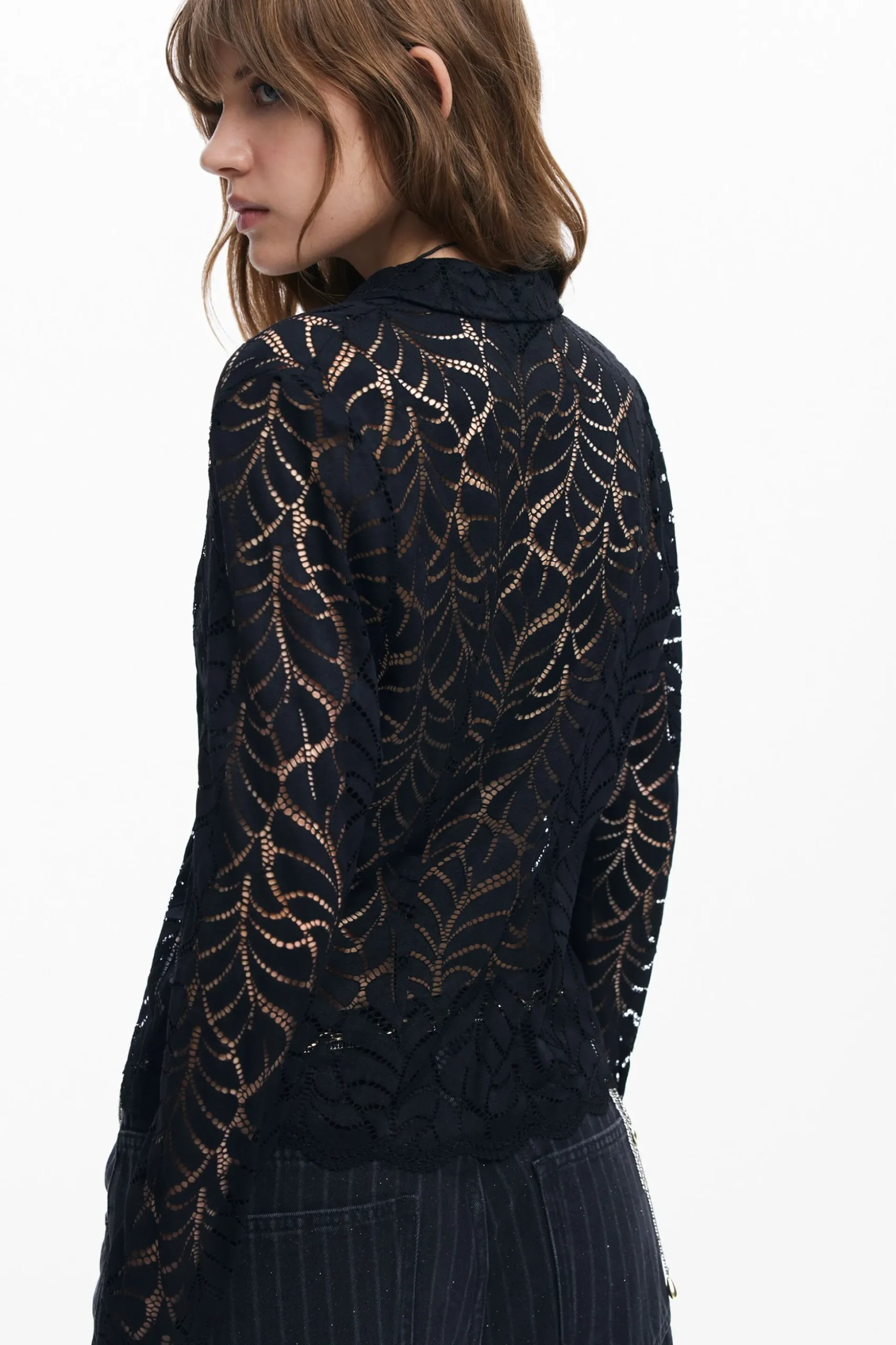 Blusa encaje flores