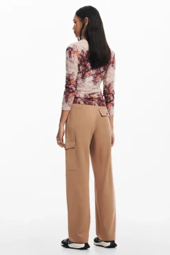 Blusa flores con textura