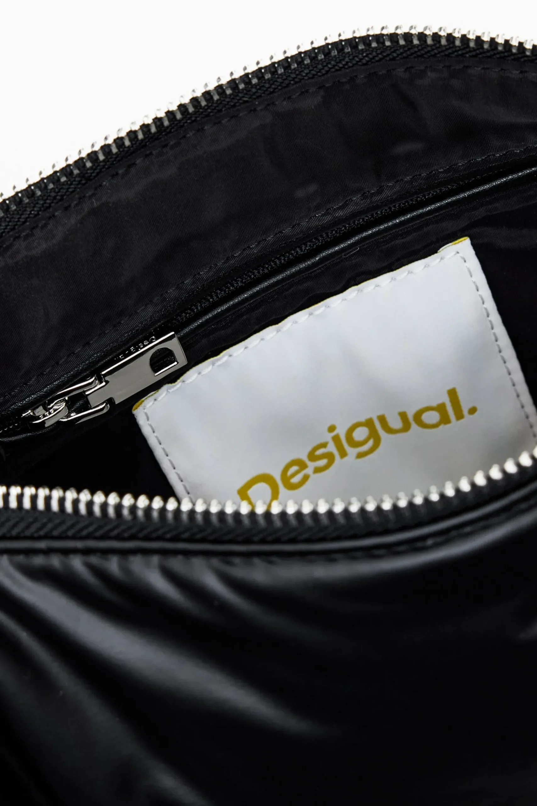 Bolso de asa cruzada cremallera