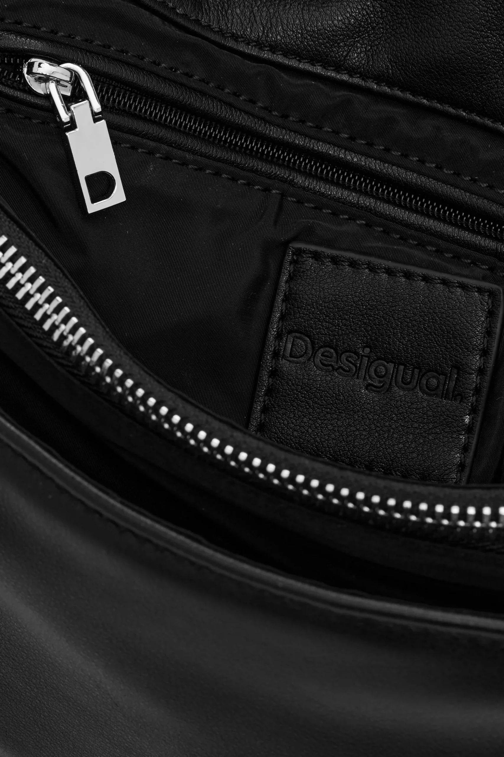 Bolso efecto piel