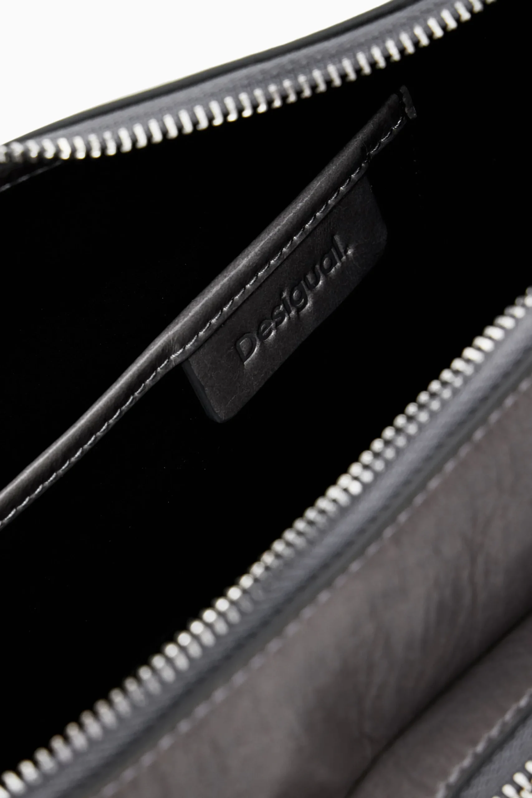 Bolso piel bolsillos