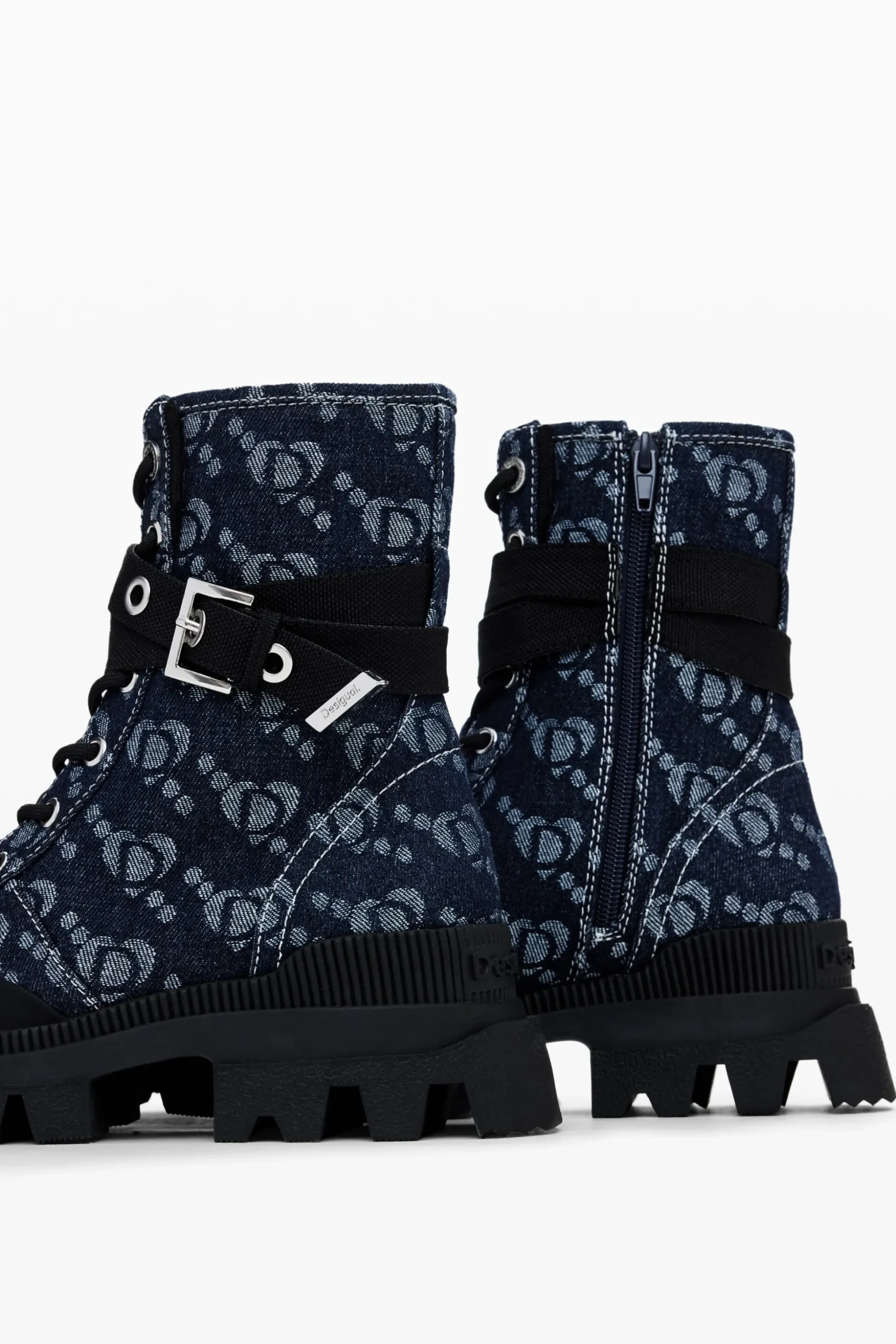 Bota denim trucker