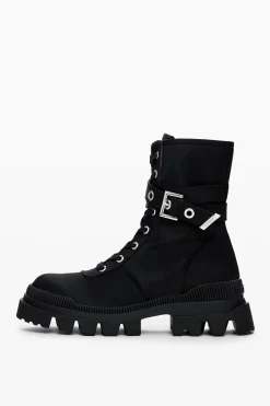 Bota militar