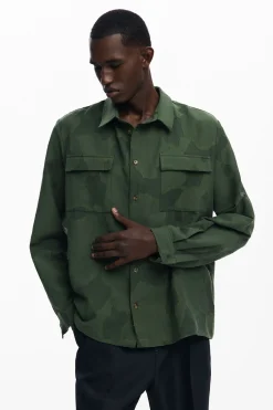 Camisa