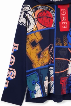 Camiseta de baloncesto con capucha