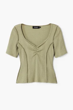 Camiseta escote fruncido