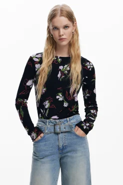 Camiseta flores