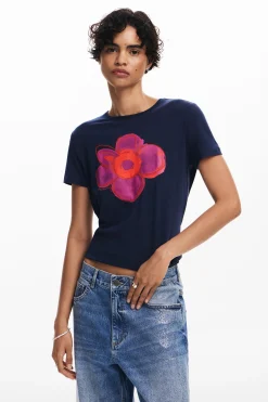 Camiseta ilustración flor