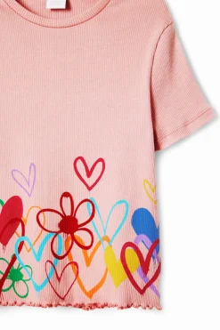 Camiseta ilustraciones corazones