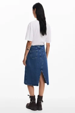 Camiseta lisa detalles