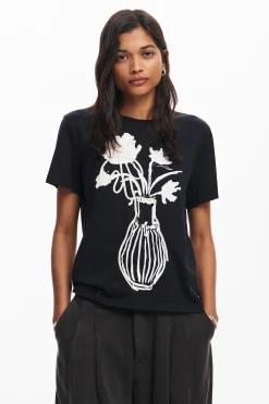 Camiseta lisa jarrón