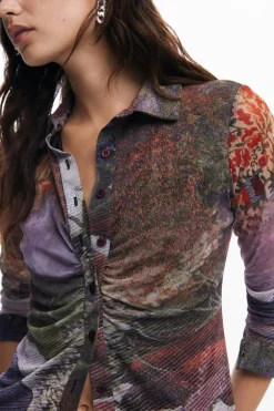 Camiseta manga larga bosque otoñal