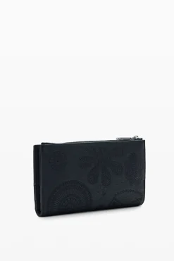 Cartera grande bordada