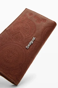 Cartera grande bordada