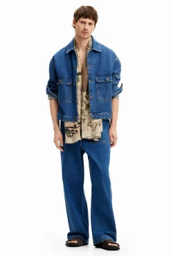 Cazadora denim bolsillos