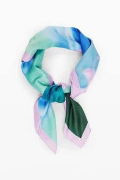 Foulard flores acuarela