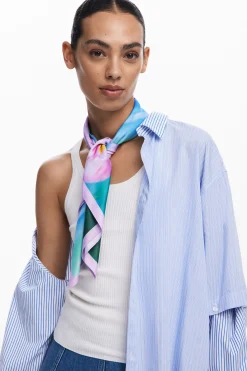Foulard flores acuarela