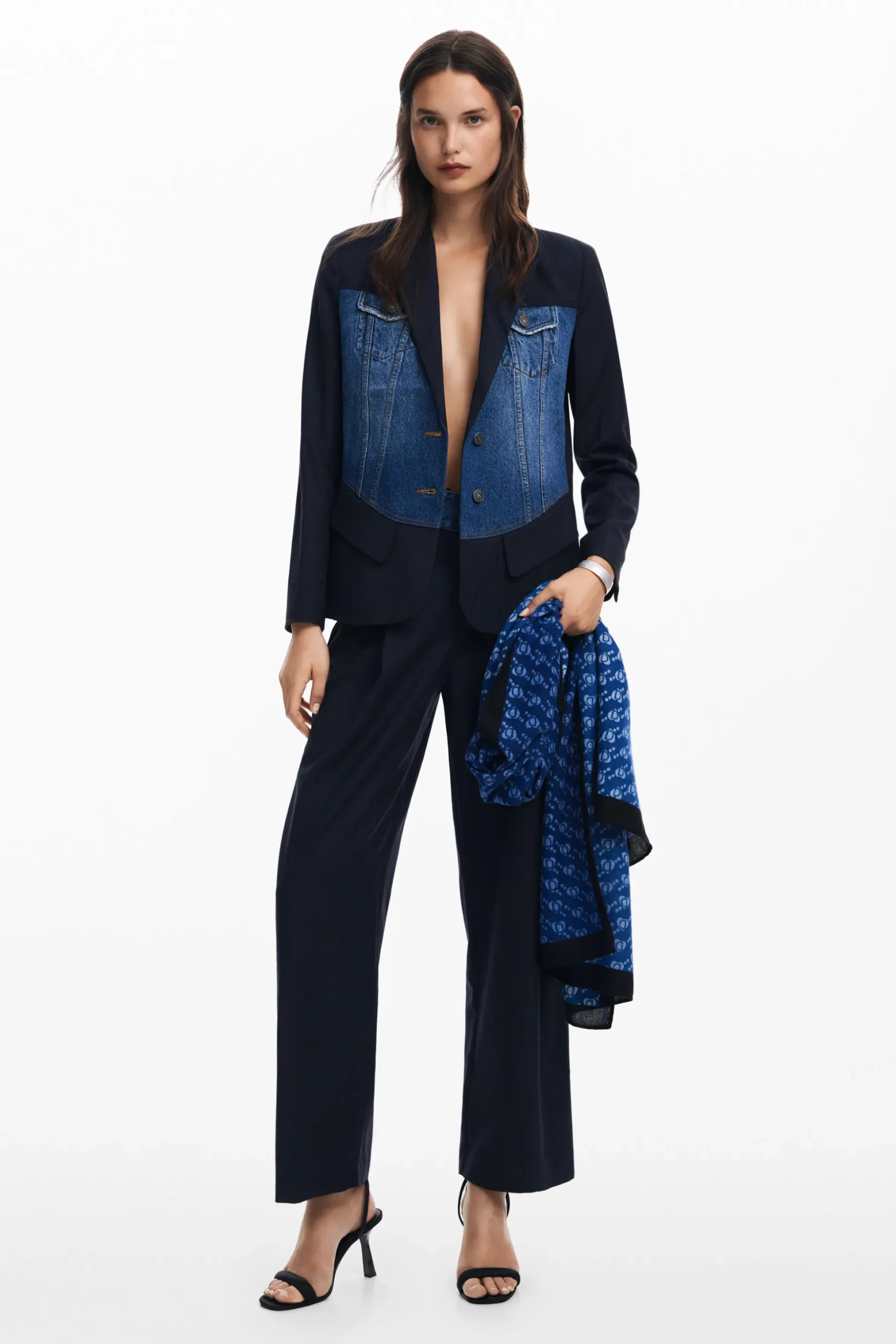 Foulard rectangular logo Desigual