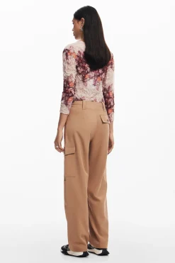 Pantalón cargo