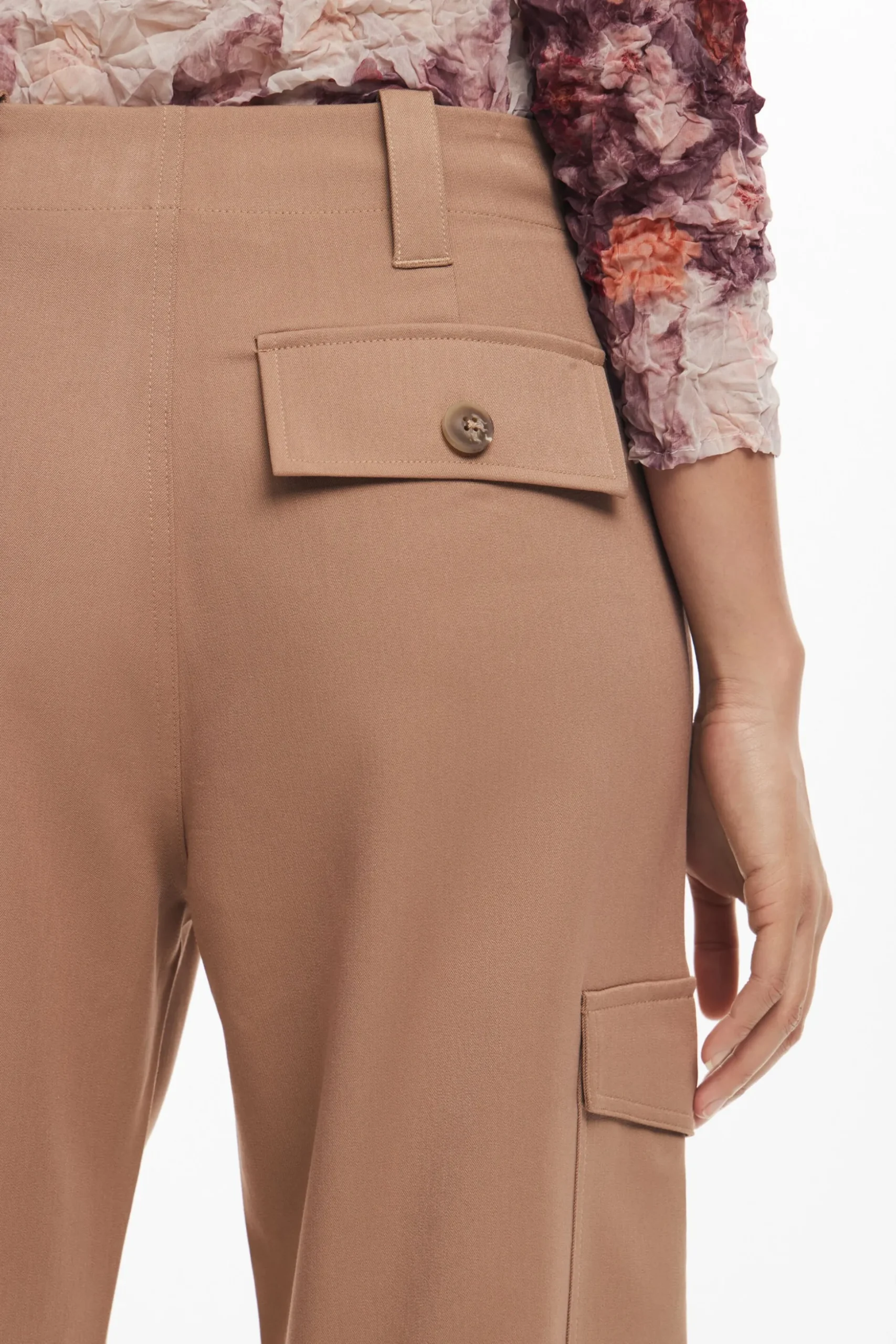 Pantalón cargo