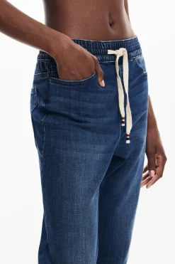 Pantalón jogger tejido vaquero
