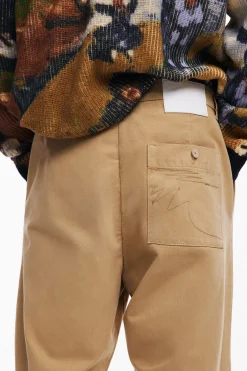 Pantalón largo bolsillos