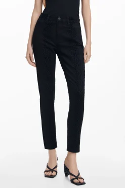 Pantalón slim denim