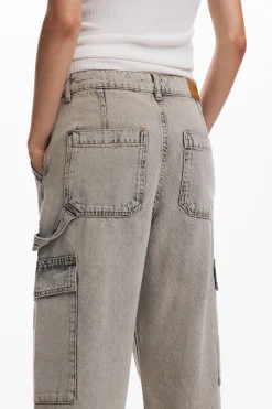 Pantalón vaquero cargo