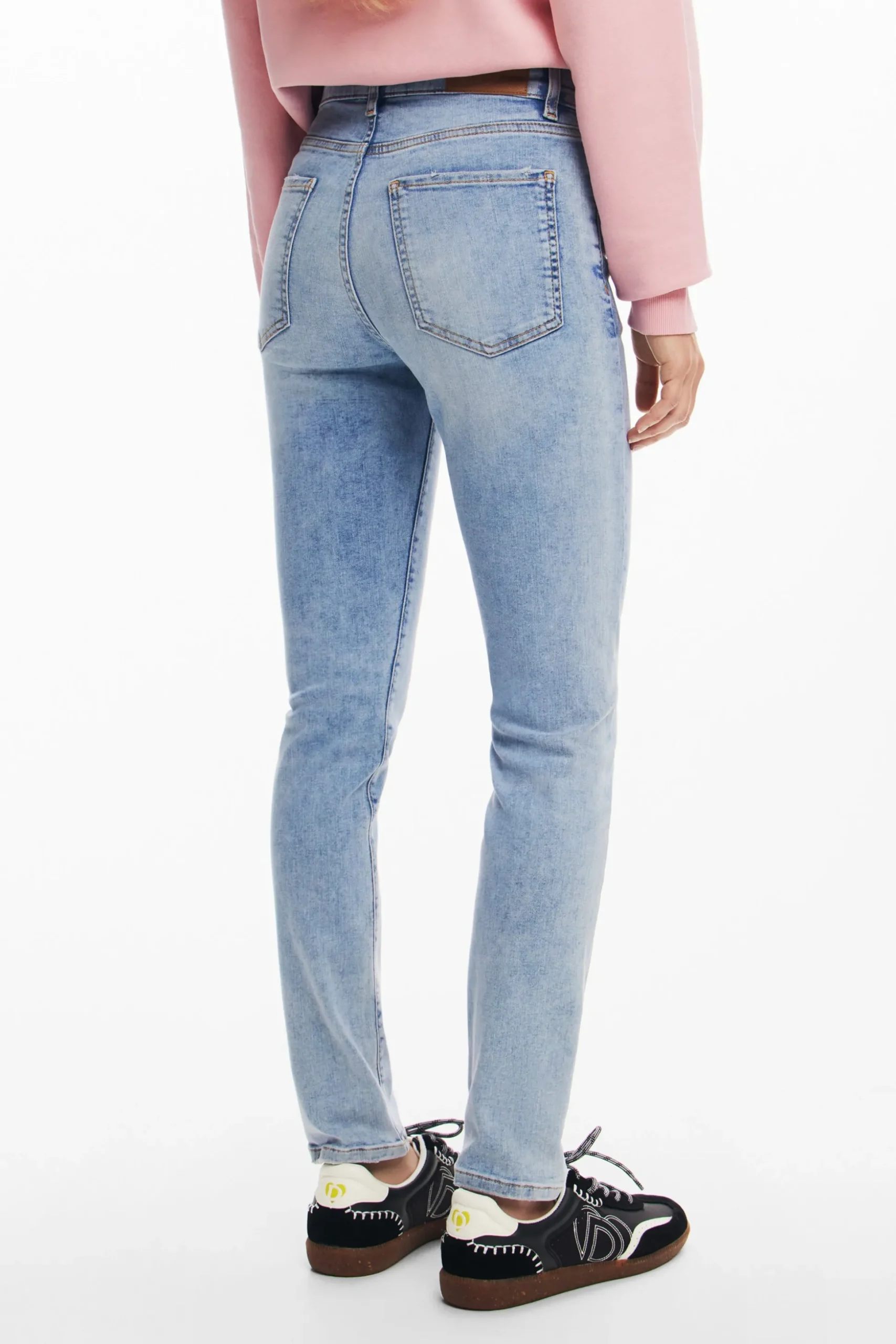 Pantalón vaquero rosa