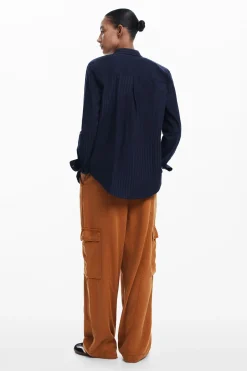 Pantalones cargo fluidos