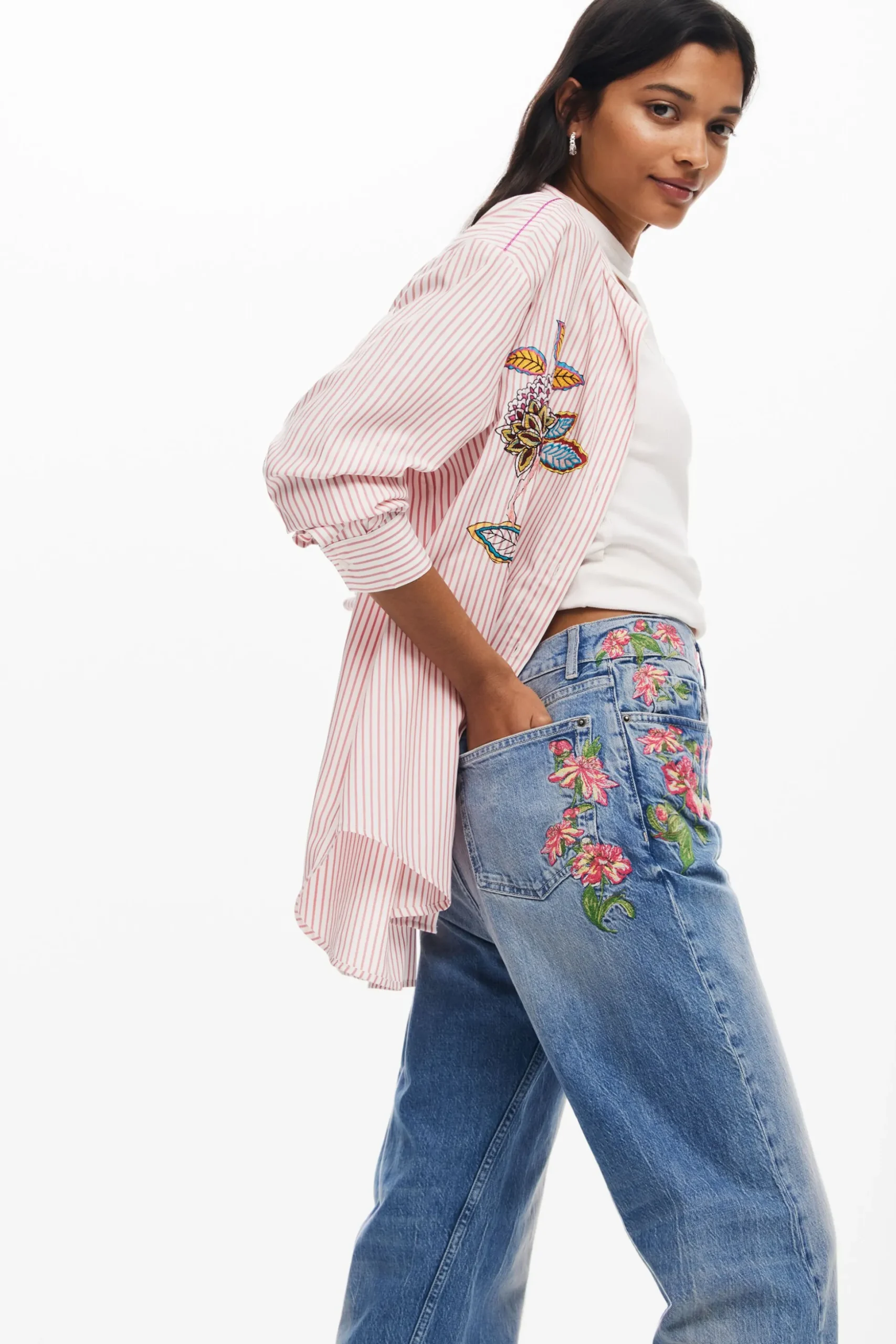 Pantalones largos denim flores
