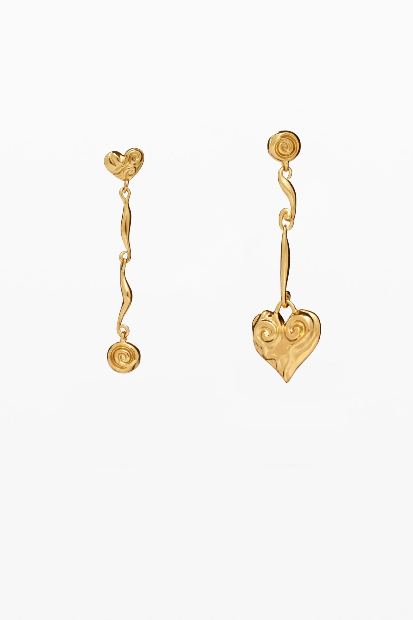 Pendientes asimétricos baño oro Zalio