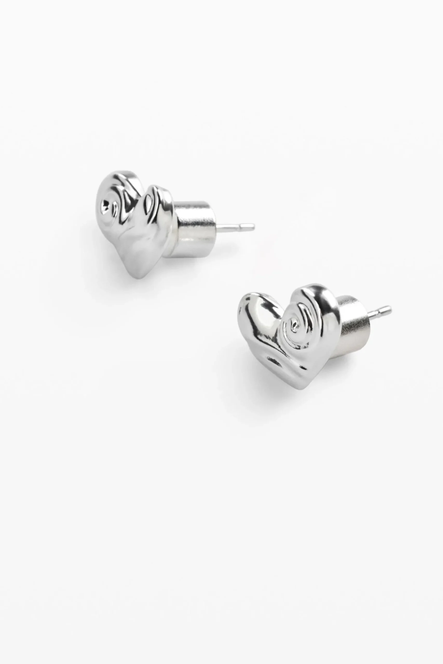 Pendientes botón corazón baño plata Zalio