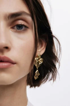 Pendientes triple corazón baño oro Zalio