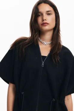 Poncho ajustable