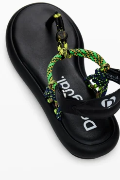 Sandalias planas cuerda