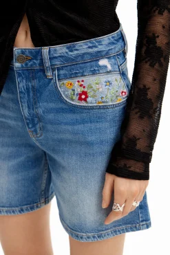 Short denim bordados