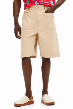 Shorts lisos bolsillos
