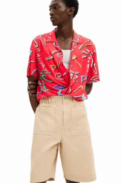 Shorts lisos bolsillos