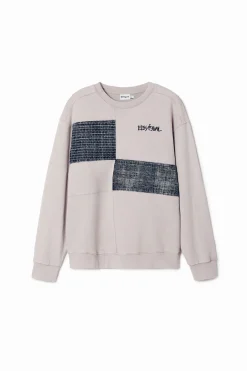 Sudadera con parches