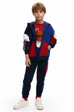 Sudadera estilo baloncesto