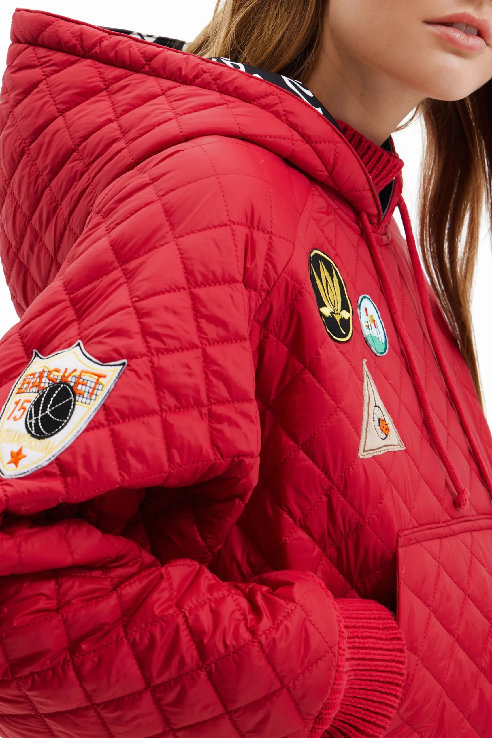Sudadera padded con parches