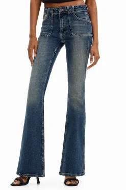 Vaqueros Flare