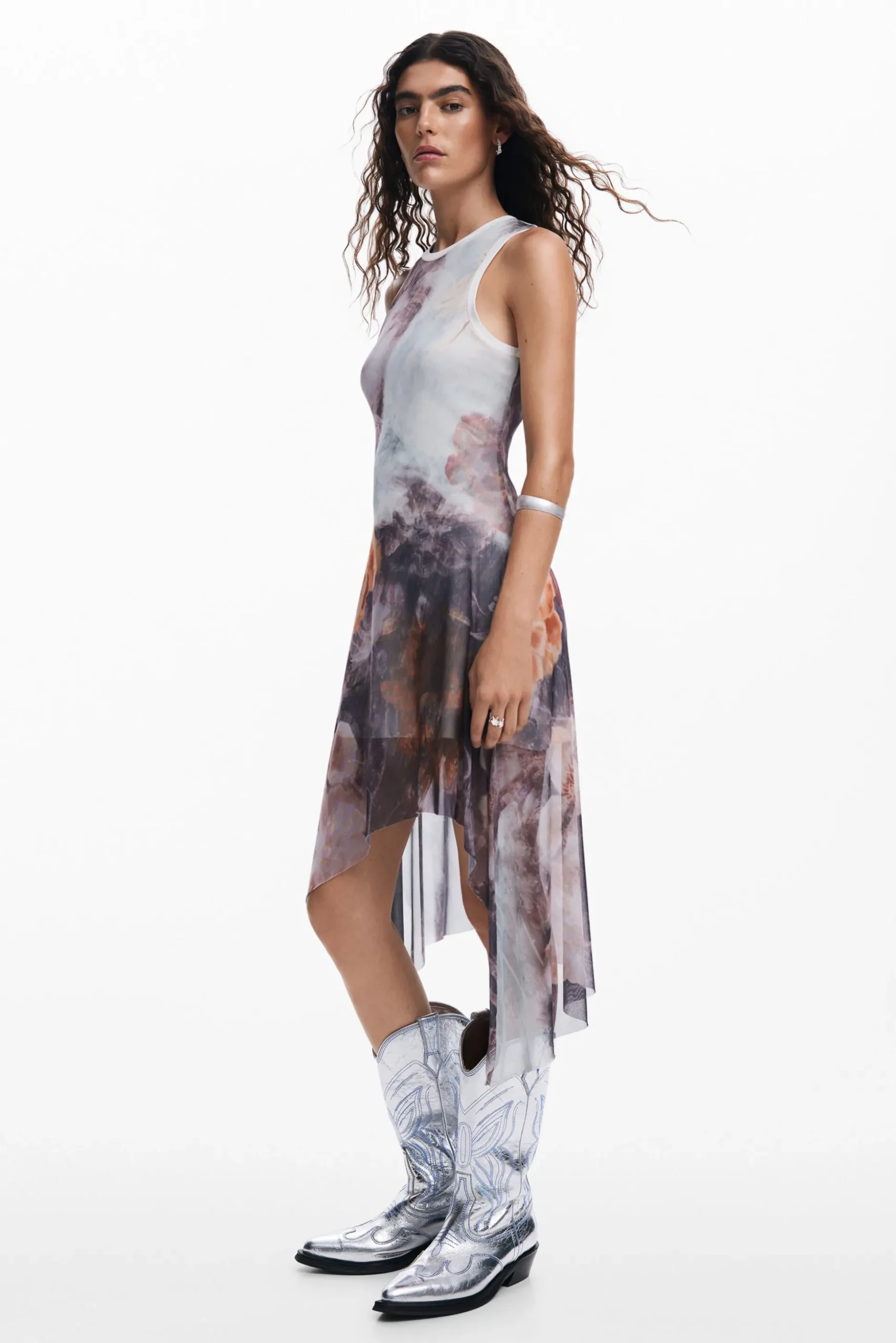 Vestido asimétrico flores