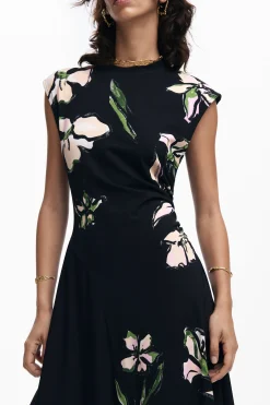 Vestido asimétrico flores