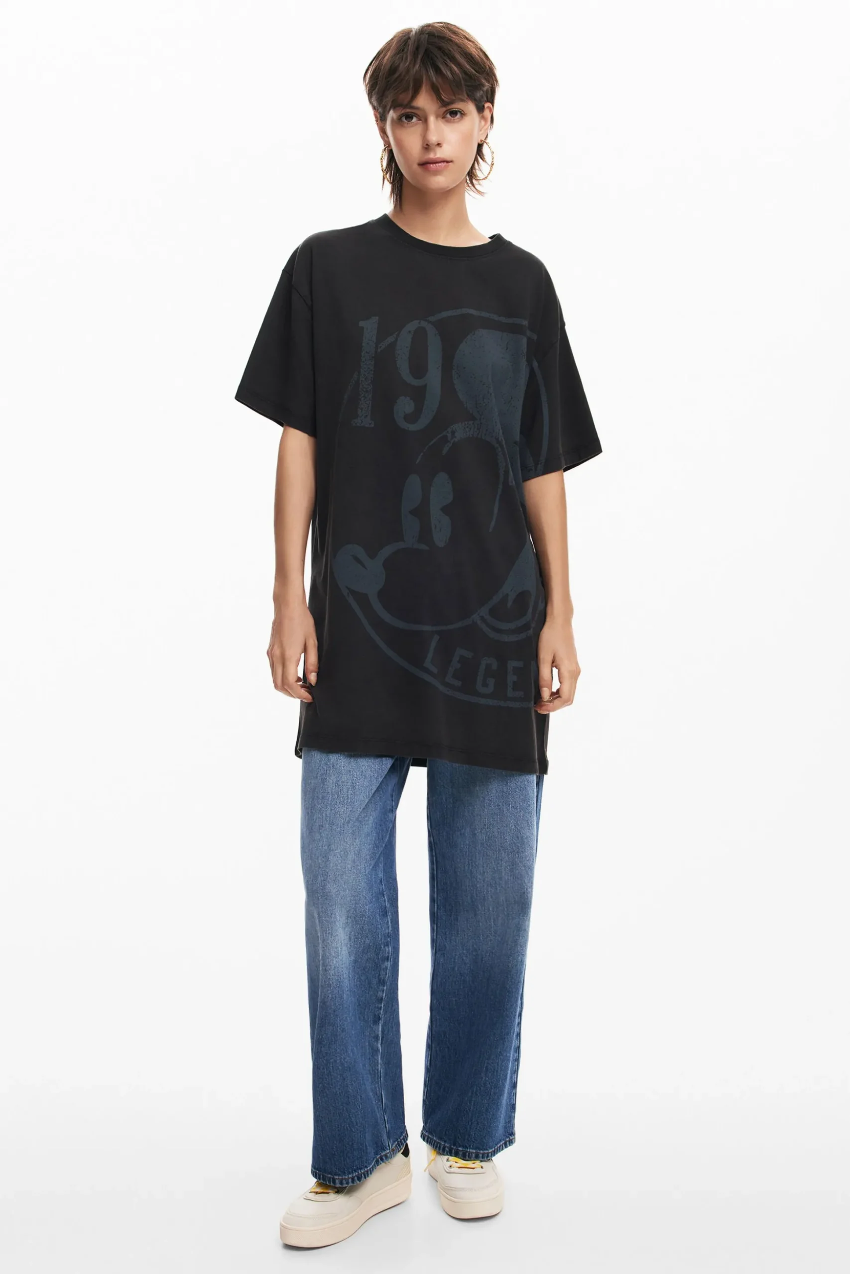 Vestido corto manga corta Mickey