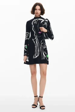 Vestido estampado caras