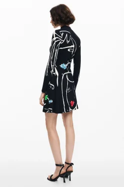 Vestido estampado caras